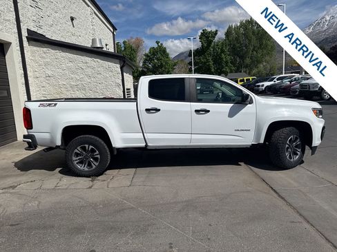 Used 2022 Chevrolet Colorado Z71 AWD/4WD image 8