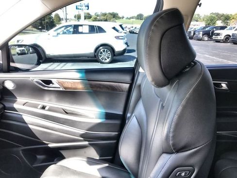 Used 2023 Genesis GV80 3.5T image 24