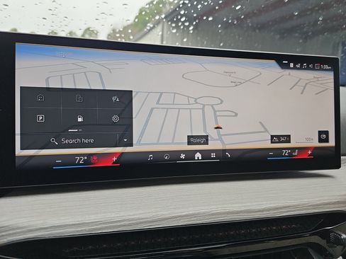 New 2026 BMW 330i Sedan w/ Premium Package image 24