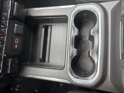 Used 2020 Chevrolet Silverado 1500 RST image 23