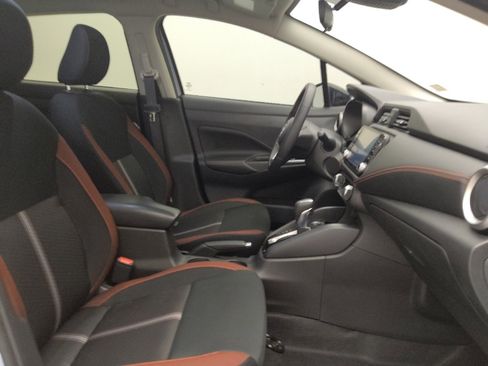 Used 2024 Nissan Versa SR w/ Trunk Package image 21