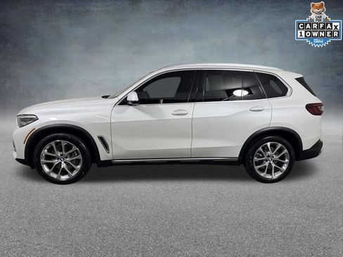 Used 2022 BMW X5 xDrive40i w/ Luxury Seating Package AWD/4WD image 3