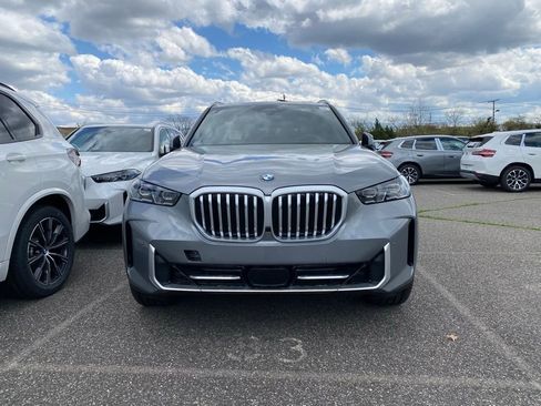 New 2026 BMW X5 M60i AWD/4WD image 2