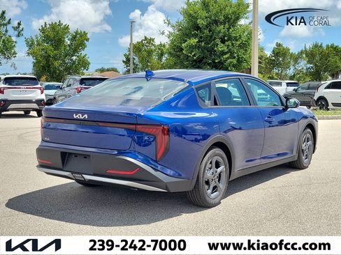 New 2026 Kia K4 FWD image 6