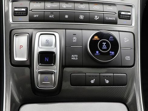 Used 2023 Hyundai Santa Fe SEL w/ Premium Package image 25