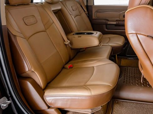 Used 2019 RAM 2500 Limited image 33