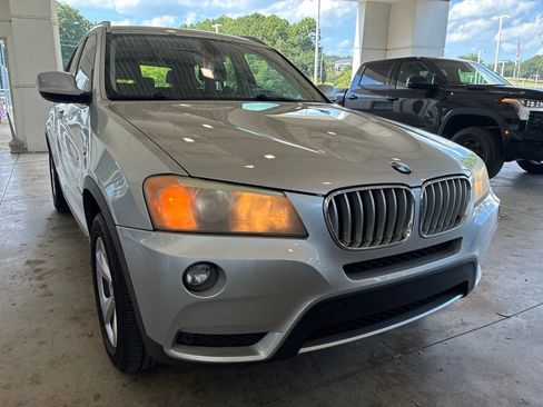 Used 2011 BMW X3 xDrive28i AWD/4WD image 4