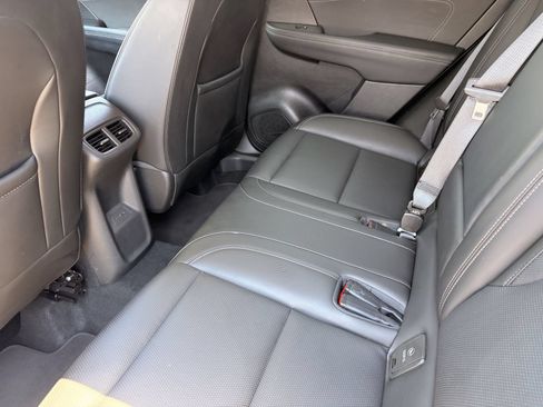 Used 2024 Buick Envision Preferred AWD/4WD image 13