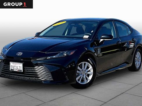 Used 2026 Toyota Camry LE FWD image 1