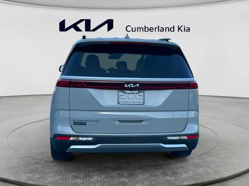 Used 2022 Kia Carnival SX FWD image 4