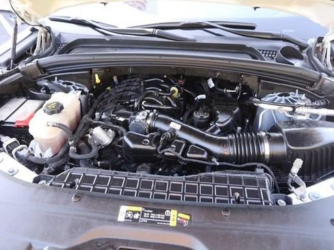 Used 2024 Jeep Grand Cherokee Altitude AWD/4WD image 25