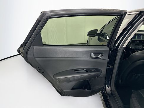 Used 2019 Kia Optima SX image 25