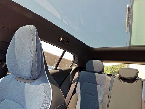 New 2025 Volvo EX30 Plus w/ Protection Package Premier AWD/4WD image 12