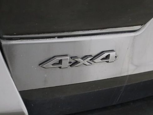 Used 2025 Jeep Grand Cherokee Altitude AWD/4WD image 47