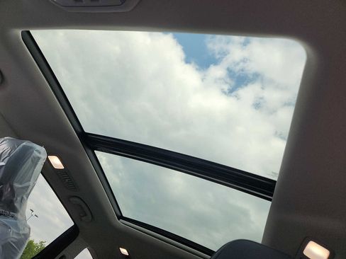 New 2025 Subaru Ascent Bronze Edition image 10