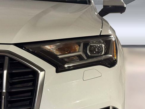 Used 2020 Audi Q7 3.0T Premium Plus image 11