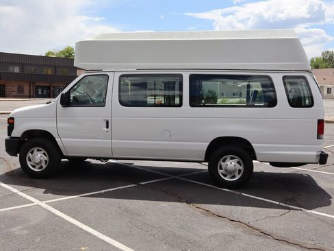 Used 2012 Ford E-350 and Econoline 350 Extended Super Duty w/ PWR Group RWD image 9