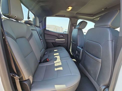 Used 2024 Chevrolet Colorado ZR2 w/ ZR2 Convenience Package III AWD/4WD image 17