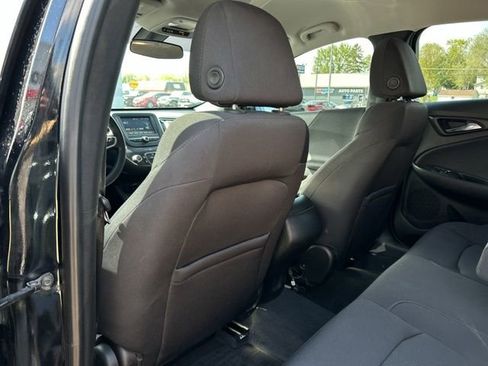 Used 2017 Chevrolet Malibu LS FWD image 15