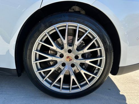 Used 2026 Porsche Panamera 4 image 45