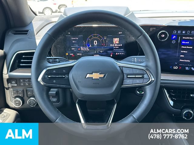 Used 2025 Chevrolet Suburban High Country AWD/4WD image 30