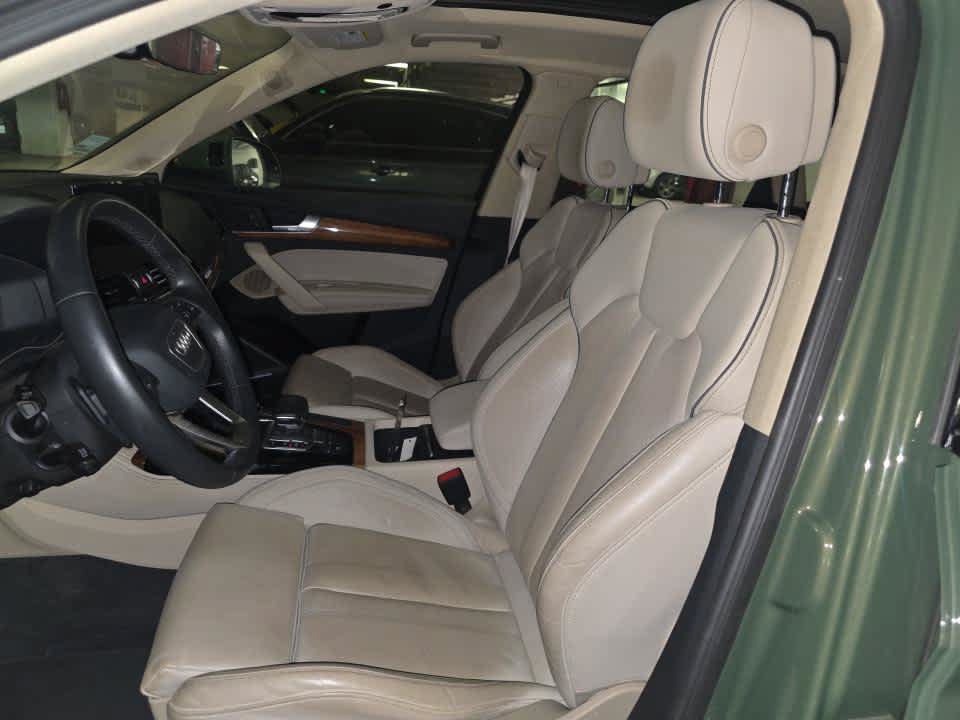 Used 2023 Audi Q5 e Prestige w/ Prestige Package AWD/4WD image 9