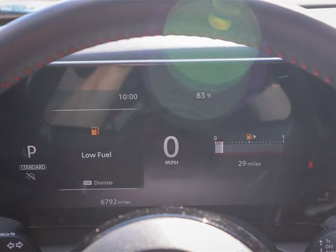 Used 2025 Nissan Kicks SR w/ SR Premium Package image 12