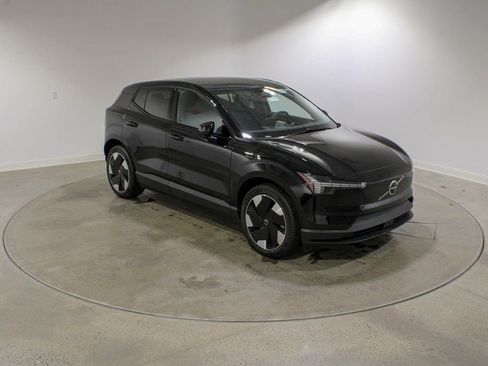 New 2026 Volvo EX30 Ultra w/ Protection Package Premier image 7