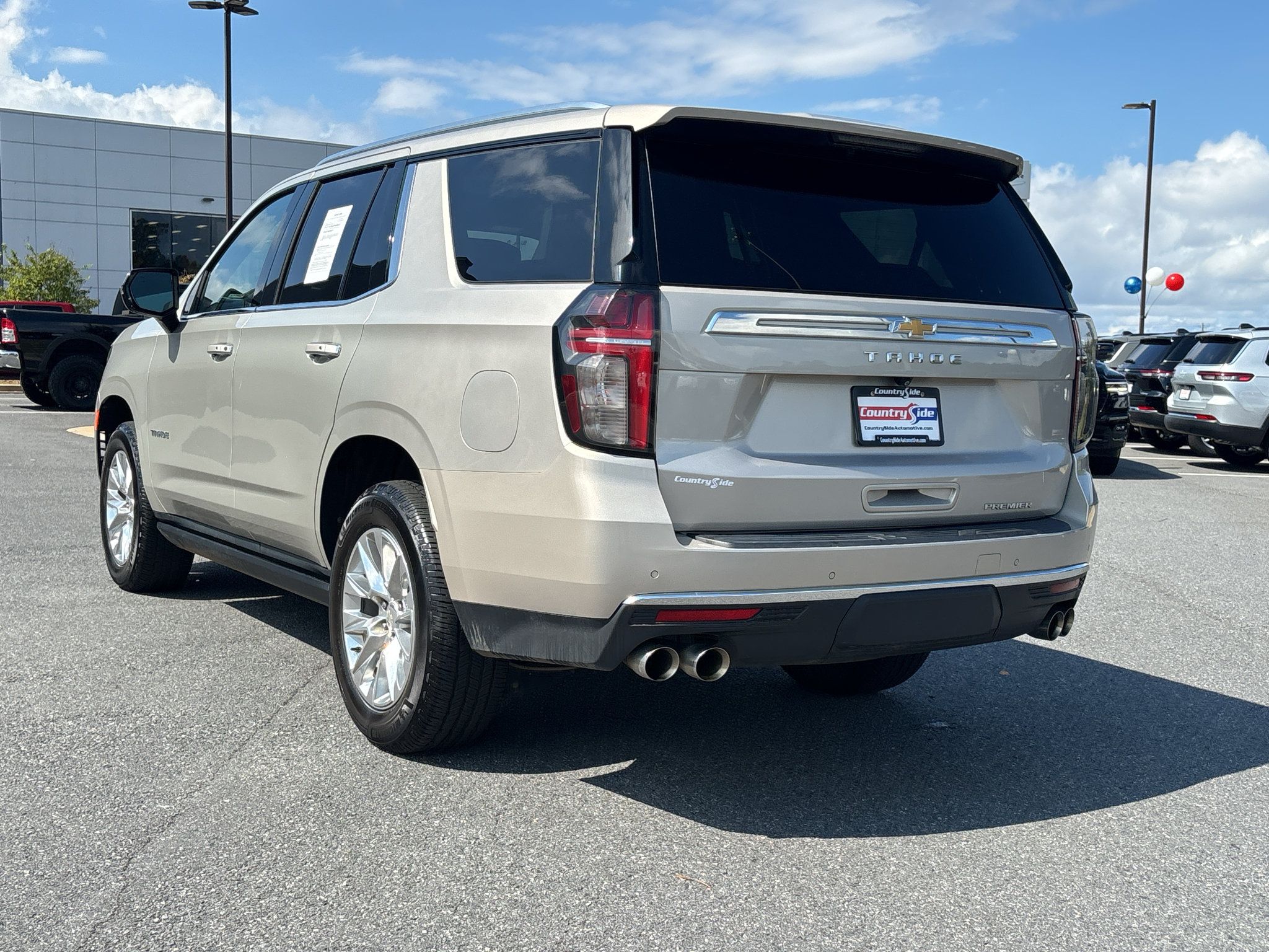 Used 2021 Chevrolet Tahoe Premier RWD image 6