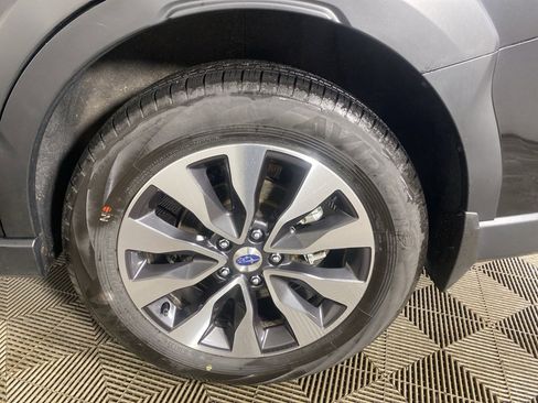 Certified 2025 Subaru Outback Limited image 12