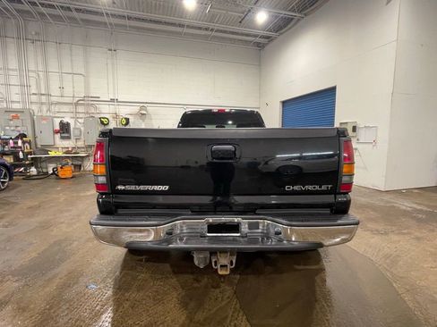 Used 2004 Chevrolet Silverado 3500 4x4 Extended Cab w/ Skid Plate Package image 5