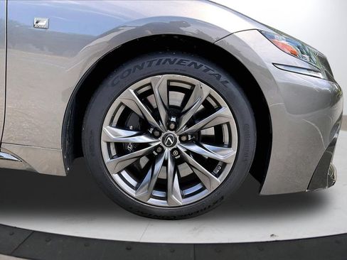 Used 2018 Lexus LS 500 F Sport w/ Accessory Package (Z1) AWD/4WD image 34