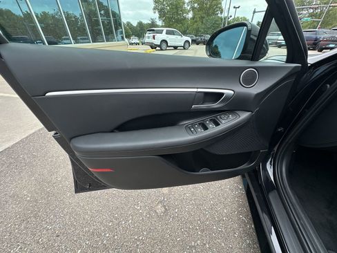 Used 2025 Hyundai Sonata SEL image 21
