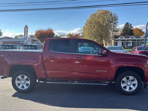 Used 2016 GMC Canyon SLE w/ SLE Convenience Package image 10