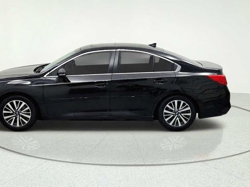 Used 2019 Subaru Legacy 2.5i Premium AWD/4WD image 5
