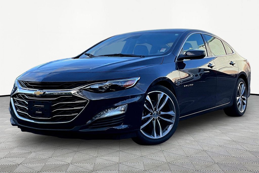 Used 2025 Chevrolet Malibu LT FWD image 1