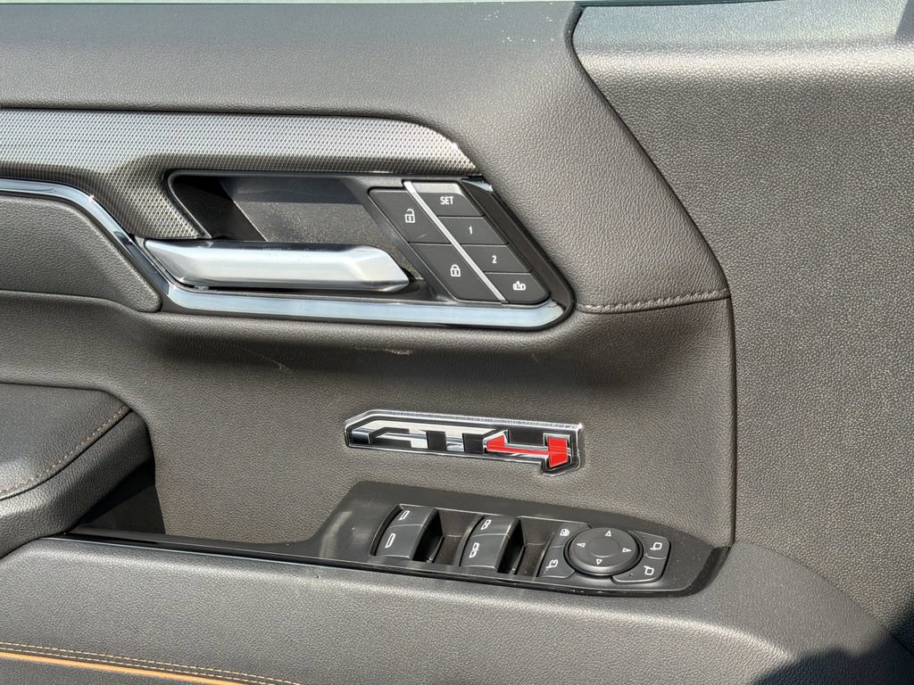 New 2026 GMC Sierra 1500 AT4 w/ Technology Package AWD/4WD image 15