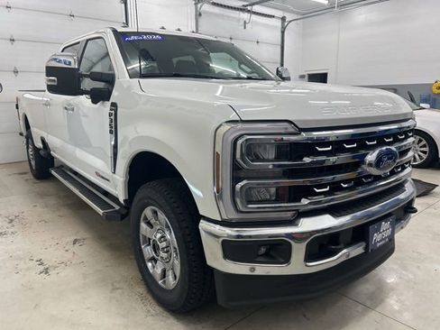 New 2026 Ford F350 Lariat w/ Lariat Premium Package image 3
