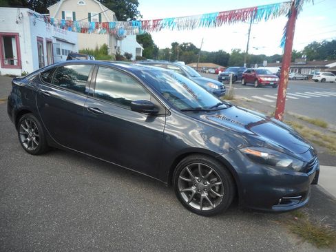 Used 2014 Dodge Dart SXT w/ Sun/Sound Group FWD image 8