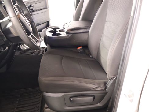 Used 2018 RAM 1500 Tradesman w/ Popular Equipment Group AWD/4WD image 9