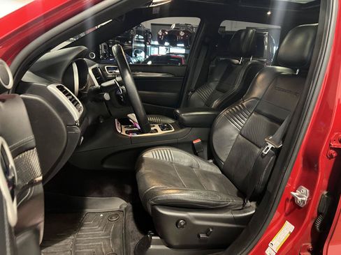 Used 2018 Jeep Grand Cherokee Trackhawk AWD/4WD image 11