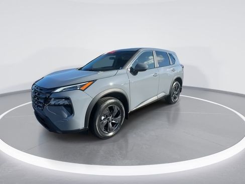 New 2026 Nissan Rogue SV w/ Cold Weather Package image 4