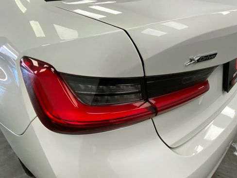 Used 2019 BMW 330i xDrive Sedan w/ Convenience Package AWD/4WD image 13