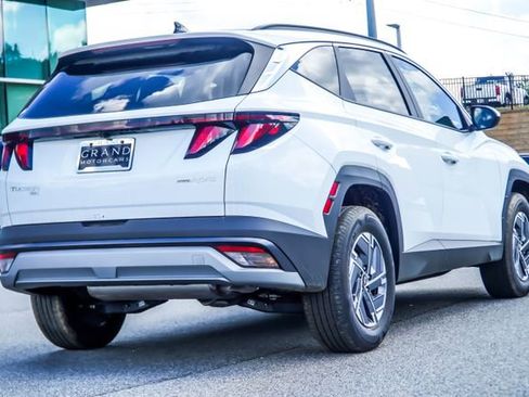 Certified 2025 Hyundai Tucson Blue AWD/4WD image 13