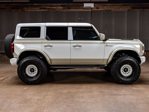 Used 2026 Ford Bronco Heritage Edition AWD/4WD image 5