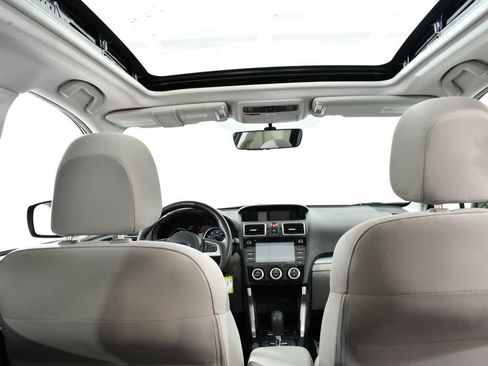 Used 2017 Subaru Forester 2.5i Premium w/ All-Weather Package AWD/4WD image 17