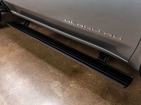 Used 2026 GMC Sierra 3500 Denali Ultimate image 13