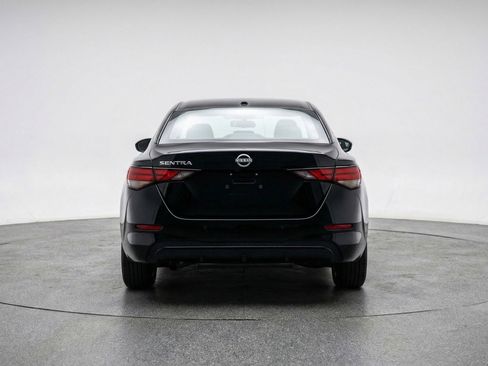Used 2025 Nissan Sentra SV FWD image 7