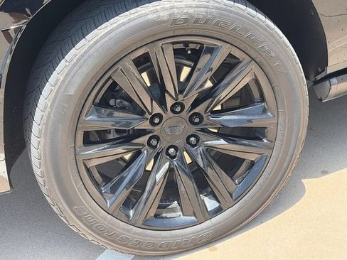 Used 2023 Cadillac Escalade ESV Sport w/ Touring Package AWD/4WD image 11
