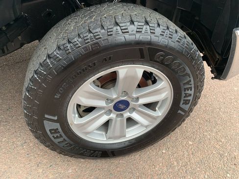 Used 2016 Ford F150 XLT AWD/4WD image 25